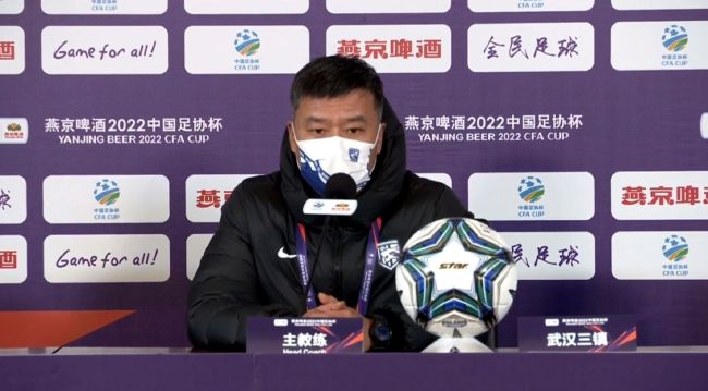 据英国媒体talkSPORT消息，曼联考虑冬窗租借曼城中场菲利普斯。